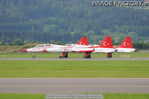 2009-06-26 Zeltweg Airpower 7376 Turkish Stars - Northrop F-5 Tiger